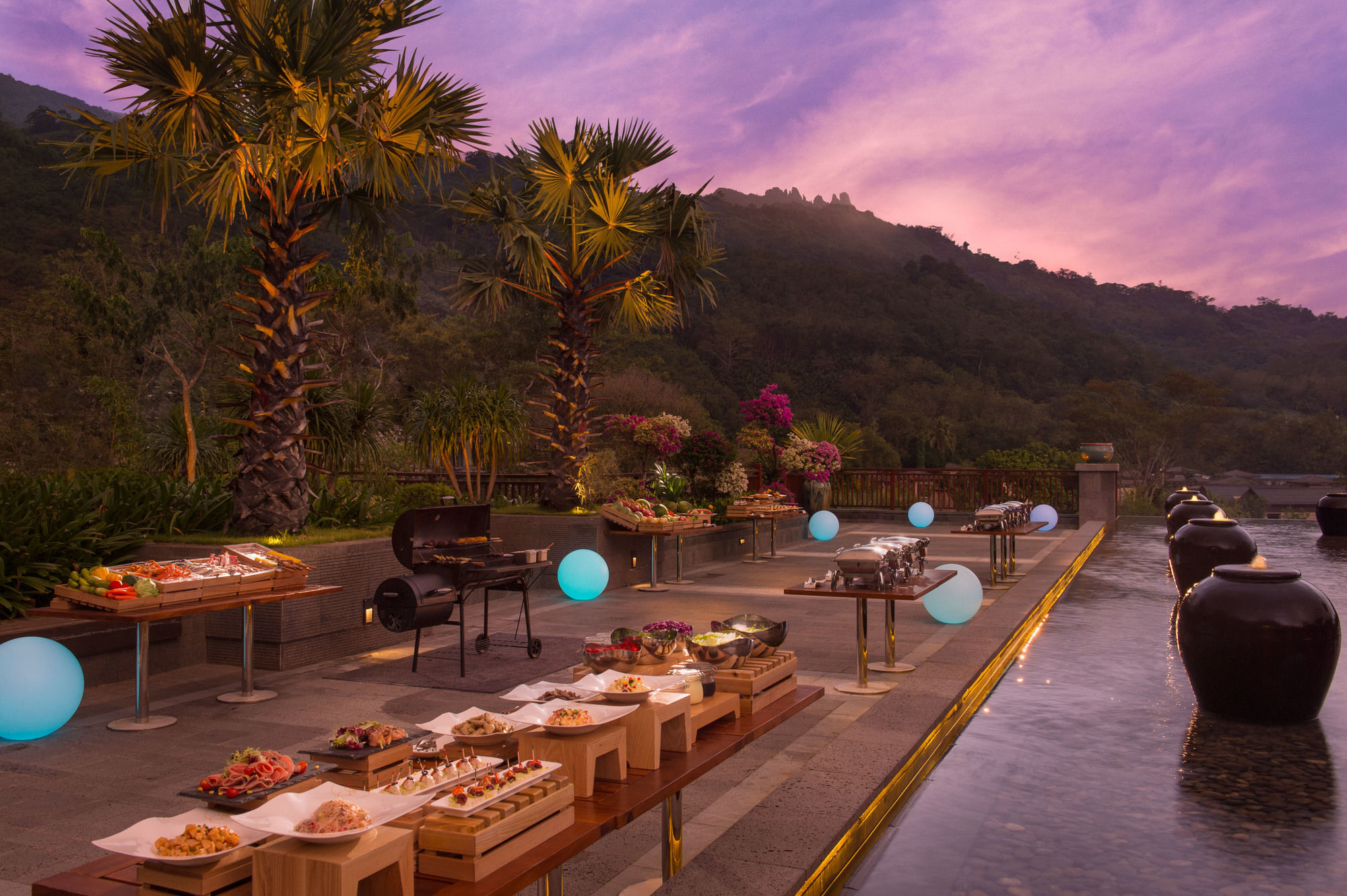 Doubletree Resort By Hilton Hotel Hainan - Qixianling Hot Spring Baoting Exterior photo